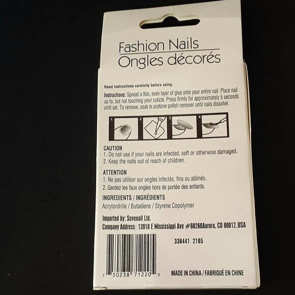 Sevenail 12 Short Nails Silver and White, Glue Not Included- Glamorous & Classic - Picture 2 of 4